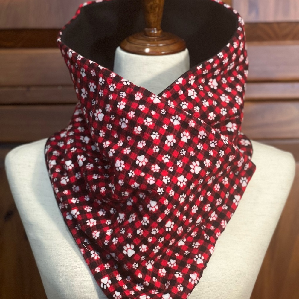 Red and Black Paw Print Checkered Women's Scarf